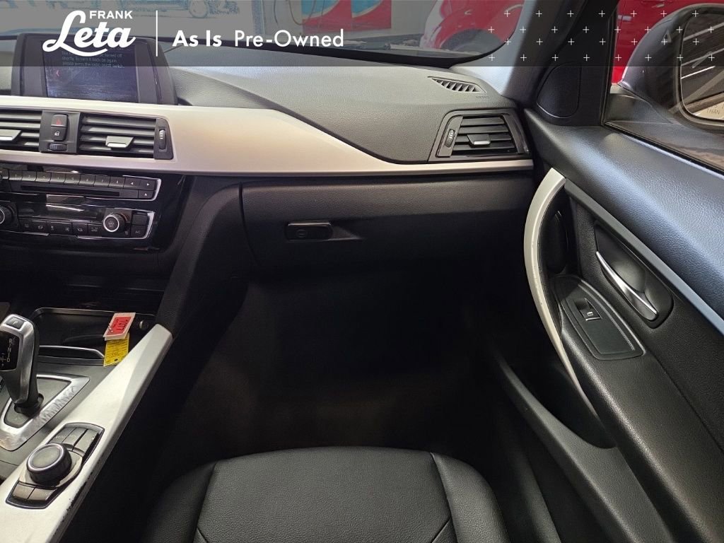 Used 2018 BMW 320i Sedan RWD image 19