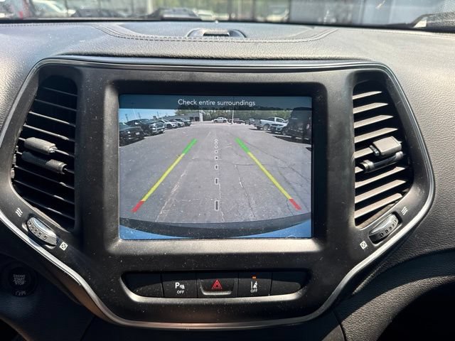 Used 2021 Jeep Cherokee Latitude Lux 80th Anniv w/ Quick Order Package 26U 80TH AWD/4WD image 18