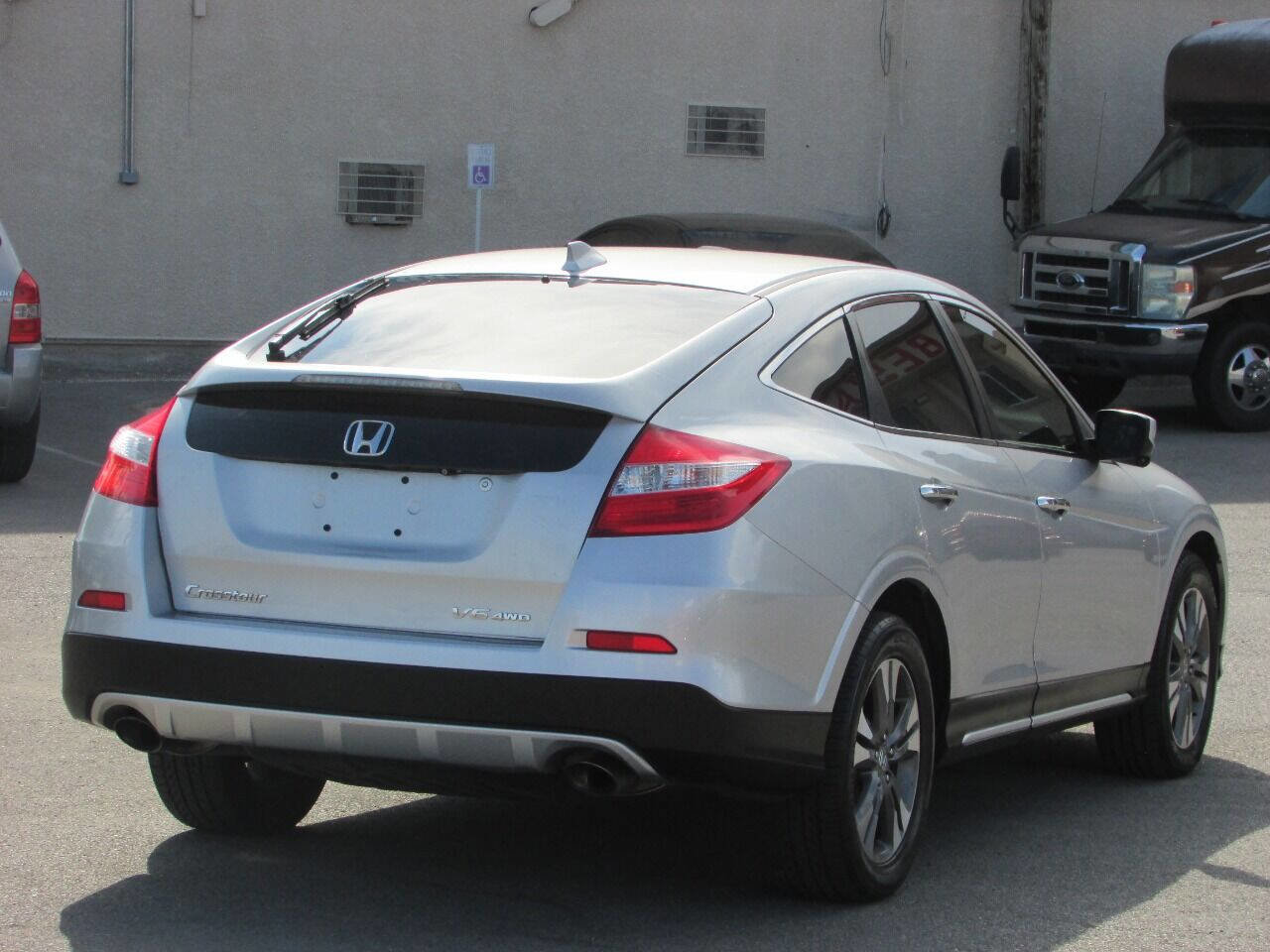Used 2015 Honda Crosstour EX-L image 11