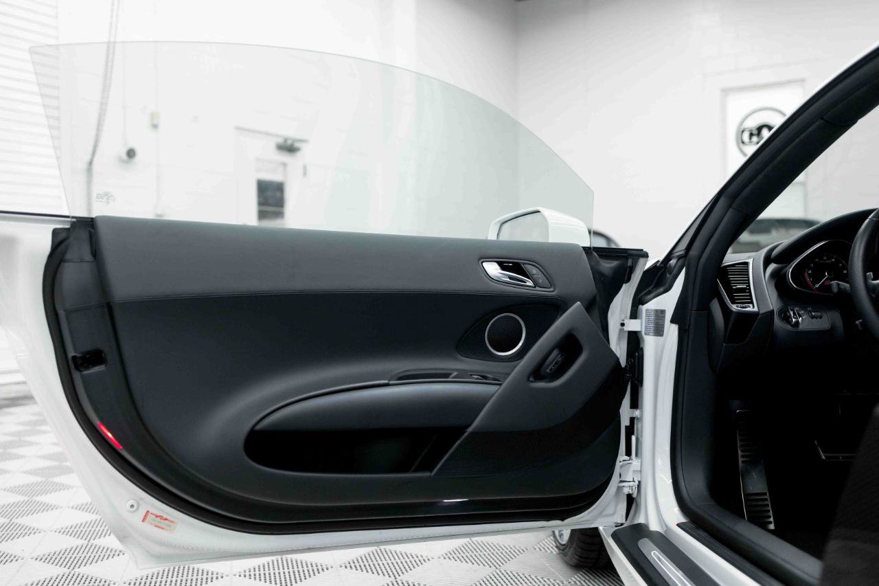 Used 2014 Audi R8 V10 AWD/4WD image 48