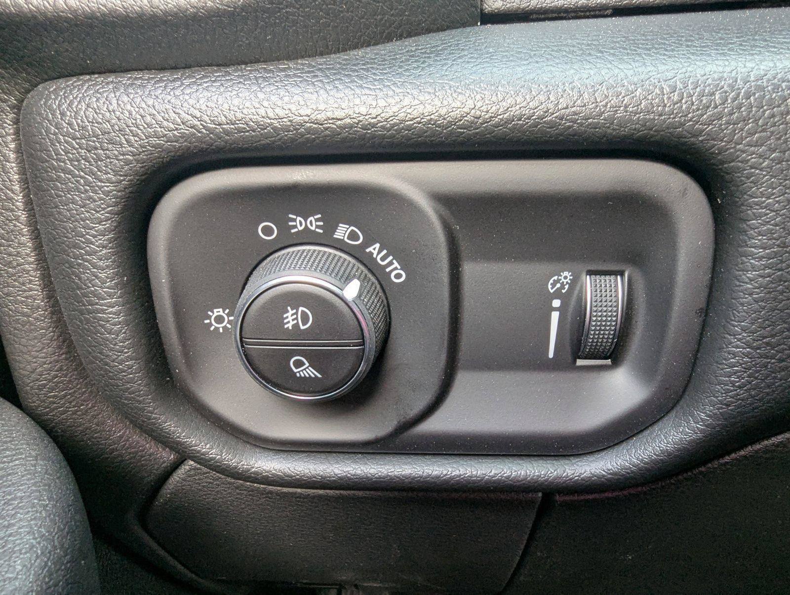 New 2026 RAM 2500 Tradesman AWD/4WD image 21