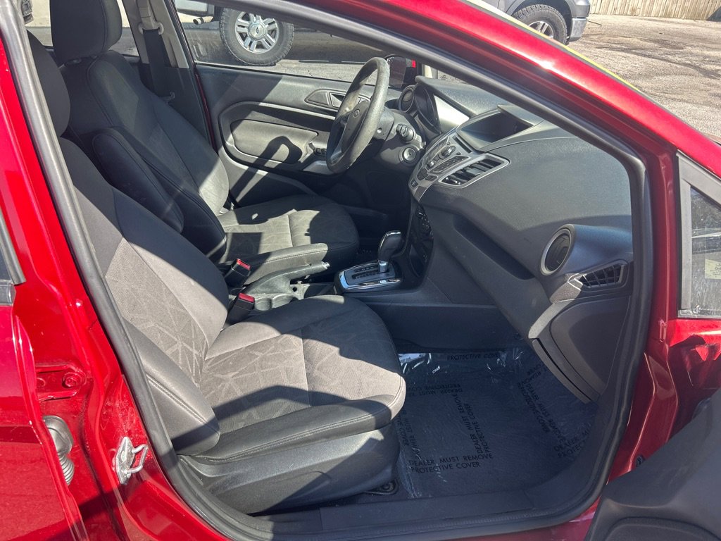Used 2013 Ford Fiesta SE FWD image 13