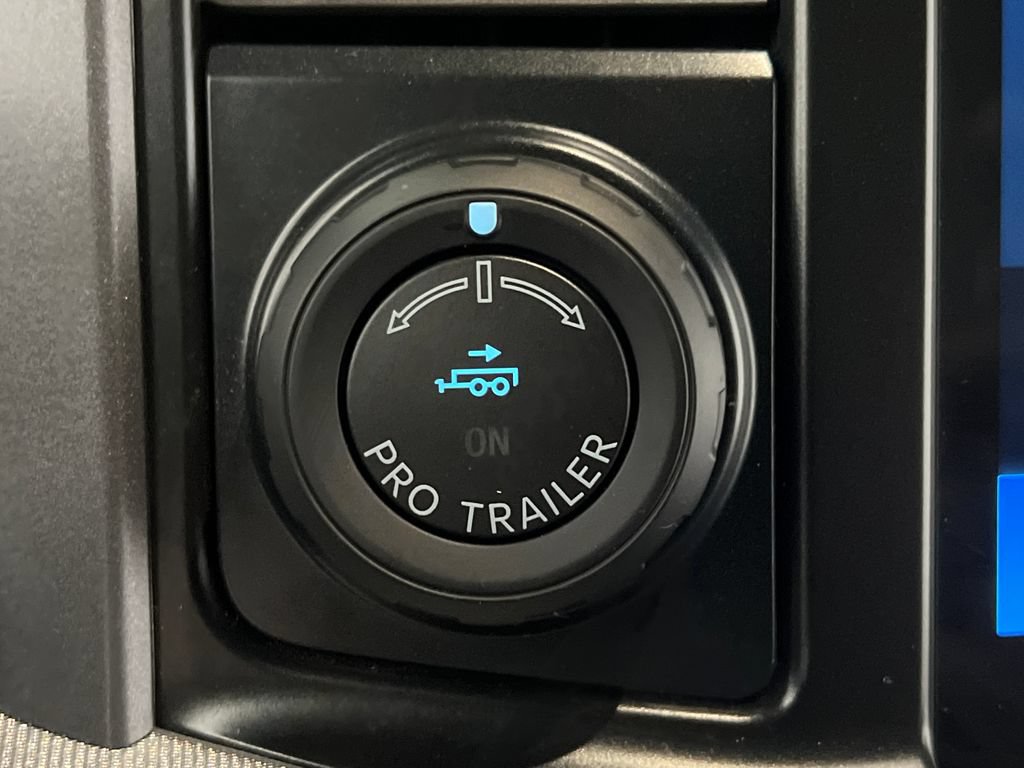 Used 2025 Ford F150 Lariat AWD/4WD image 55