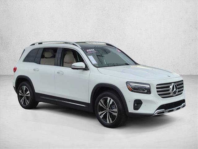 Used 2026 Mercedes-Benz GLB 250 image 3
