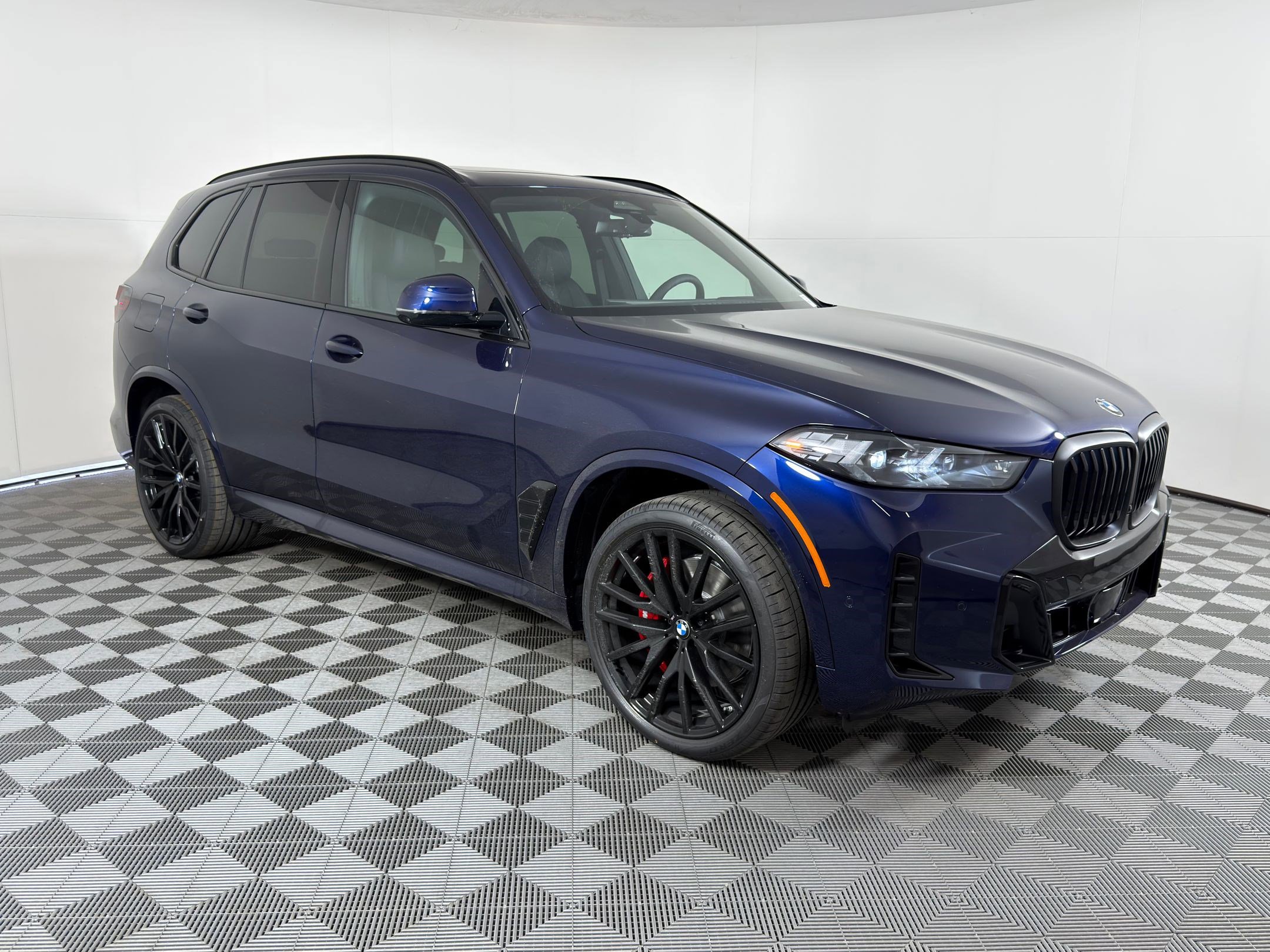 New 2026 BMW X5 sDrive40i w/ M Sport Package image 7