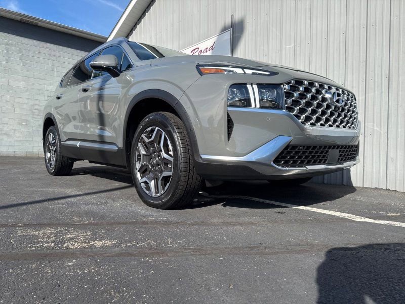 Used 2023 Hyundai Santa Fe Limited AWD/4WD image 4