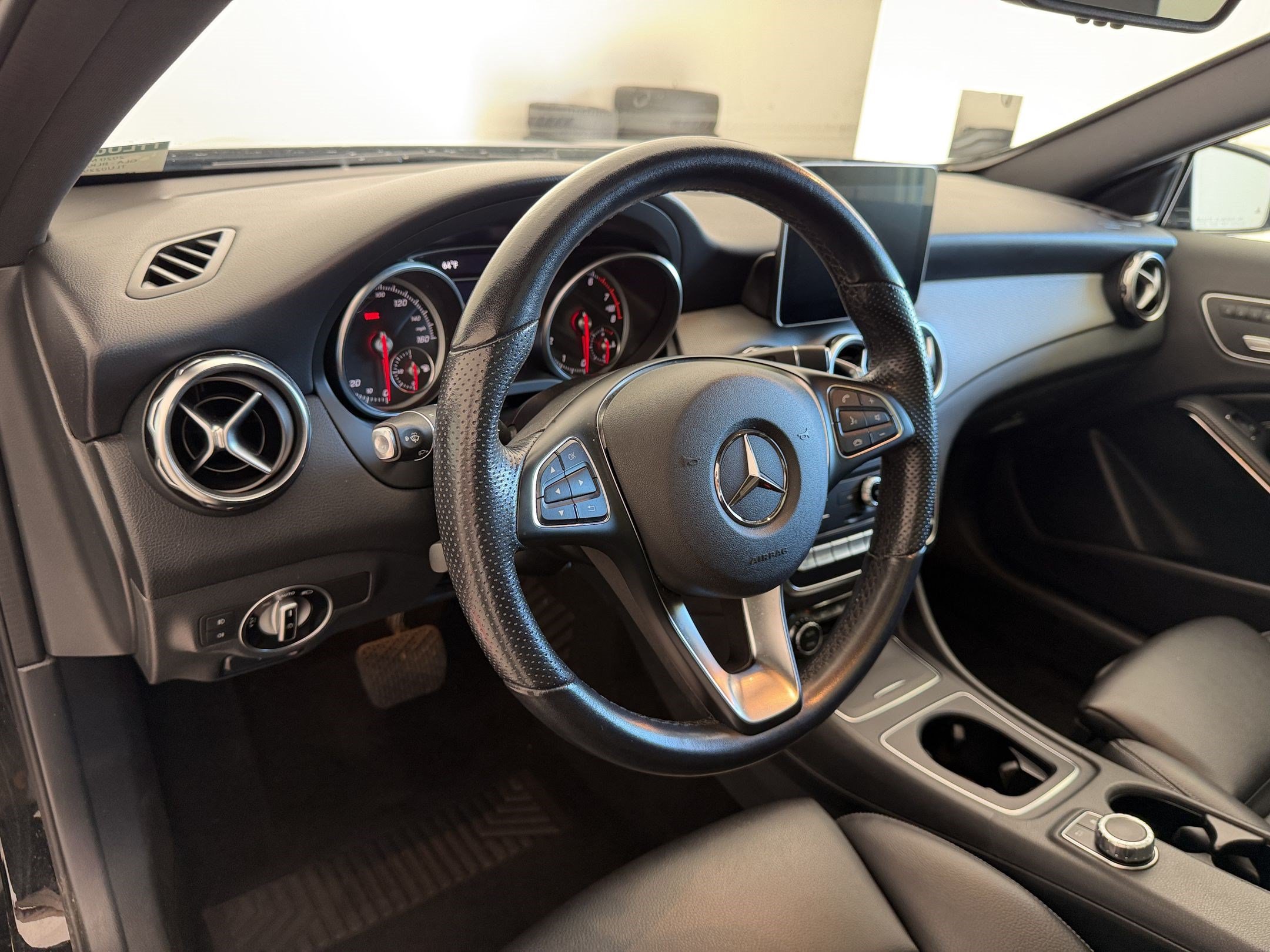 Used 2020 Mercedes-Benz GLA 250 4MATIC image 4