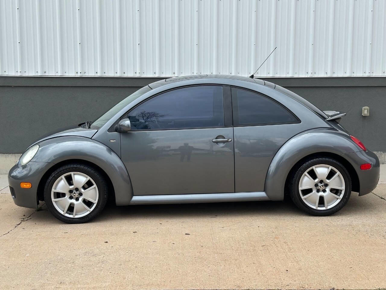 Used 2002 Volkswagen Beetle S image 7