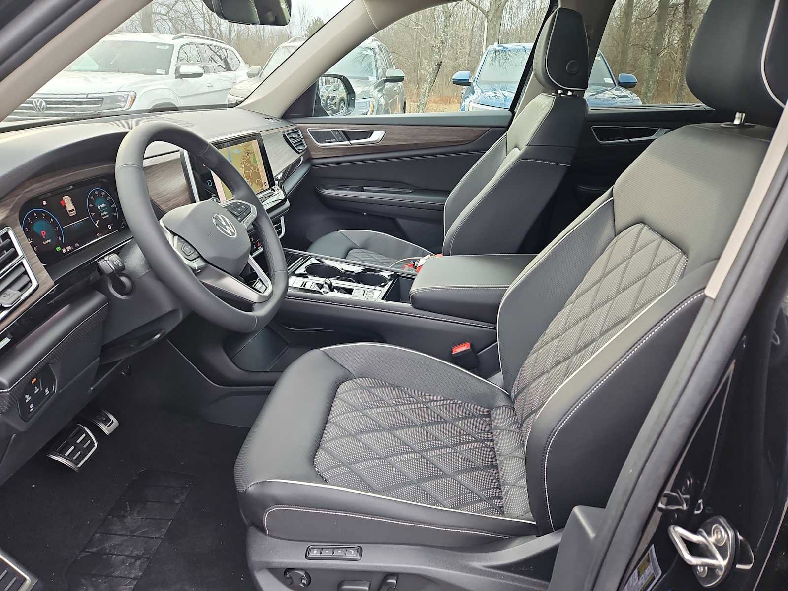 New 2026 Volkswagen Atlas SEL Premium R-Line image 10