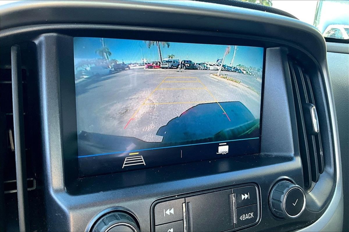 Used 2021 Chevrolet Colorado LT w/ Redline Special Edition image 15