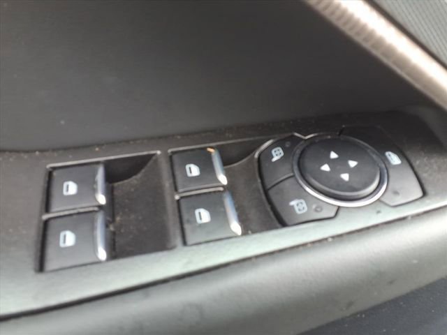 Used 2025 Ford Explorer Active AWD/4WD image 14