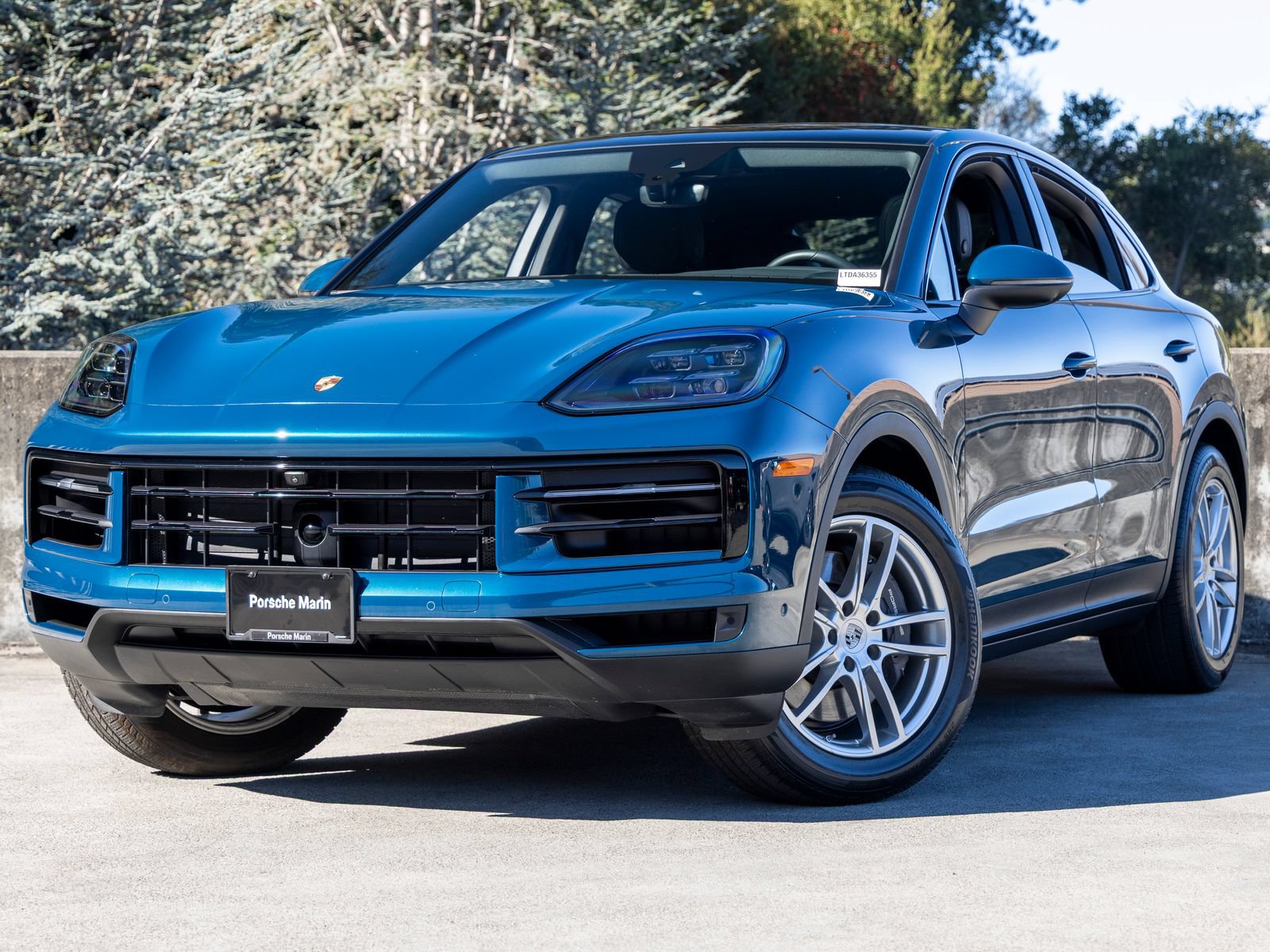 Certified 2026 Porsche Cayenne Coupe AWD/4WD image 1