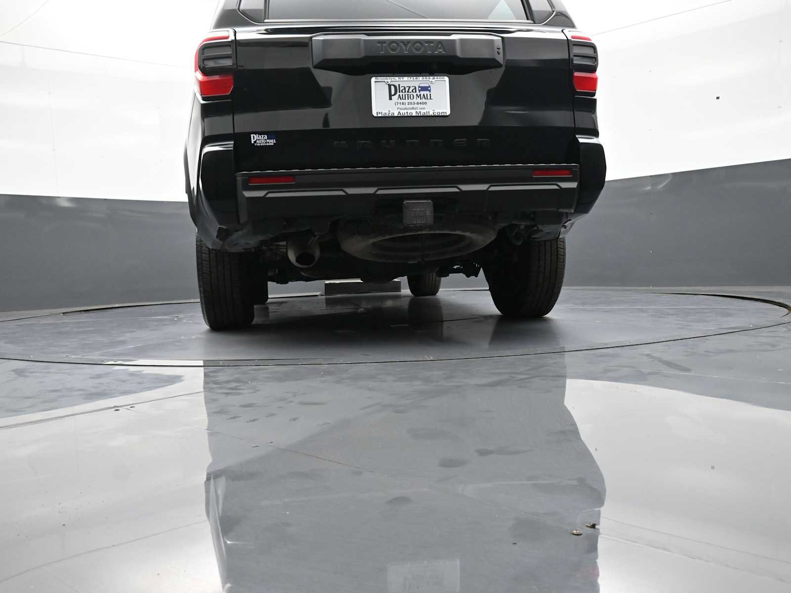 Certified 2025 Toyota 4Runner SR5 AWD/4WD image 30