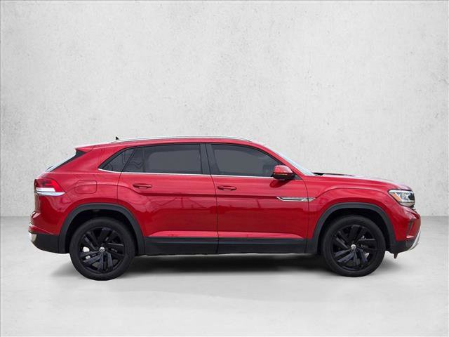 Used 2023 Volkswagen Atlas Cross Sport SE w/ Panoramic Sunroof Package FWD image 4