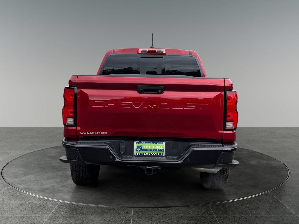Used 2025 Chevrolet Colorado Z71 w/ Technology Package AWD/4WD image 8