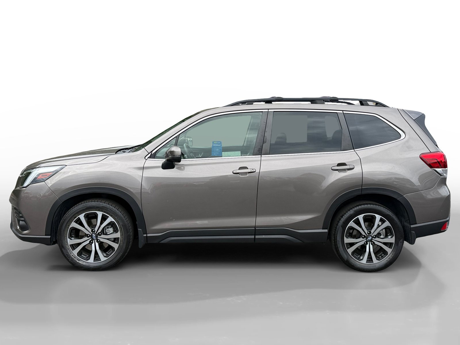 Certified 2022 Subaru Forester Limited w/ Popular Package #2 AWD/4WD image 2