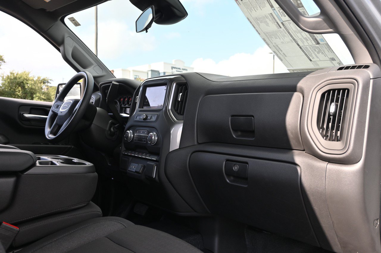 New 2026 GMC Sierra 1500 Pro w/ Convenience Package RWD image 24