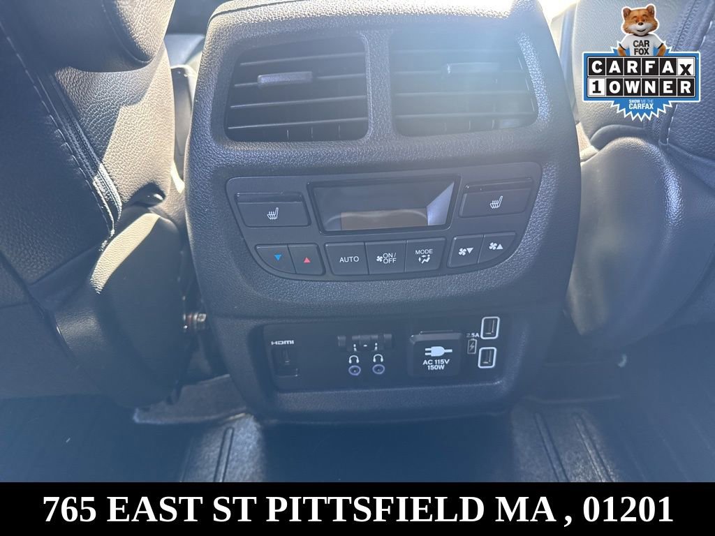 Used 2022 Honda Pilot Touring image 17