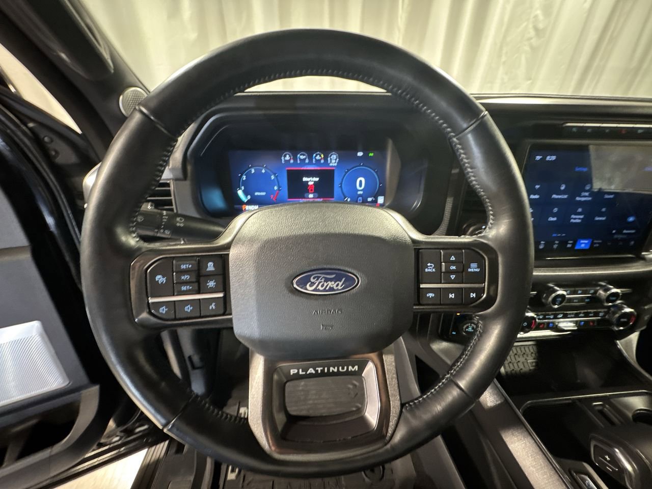 Used 2024 Ford F150 Platinum w/ FX4 Off-Road Package image 24