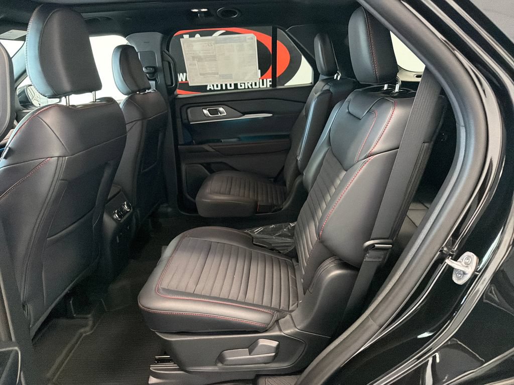 New 2027 Ford Explorer ST-Line w/ Premium Package AWD/4WD image 13