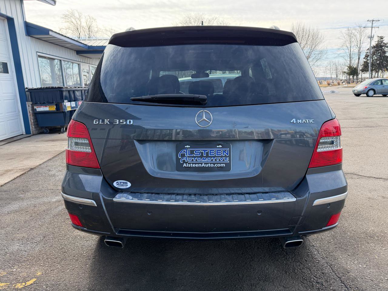Used 2010 Mercedes-Benz GLK 350 4MATIC image 4