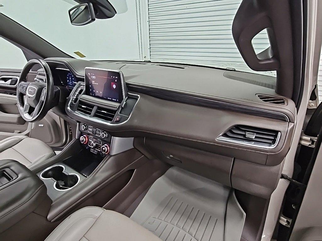 Certified 2022 GMC Yukon XL SLT w/ SLT Luxury Package image 42