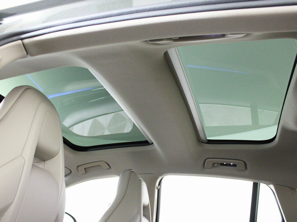 Certified 2026 Porsche Panamera 4 image 19