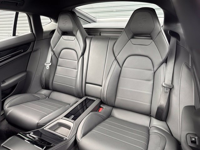 New 2026 Porsche Panamera 4 AWD/4WD image 32