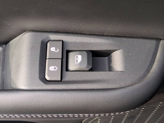 New 2026 Jeep Grand Cherokee Altitude AWD/4WD image 33