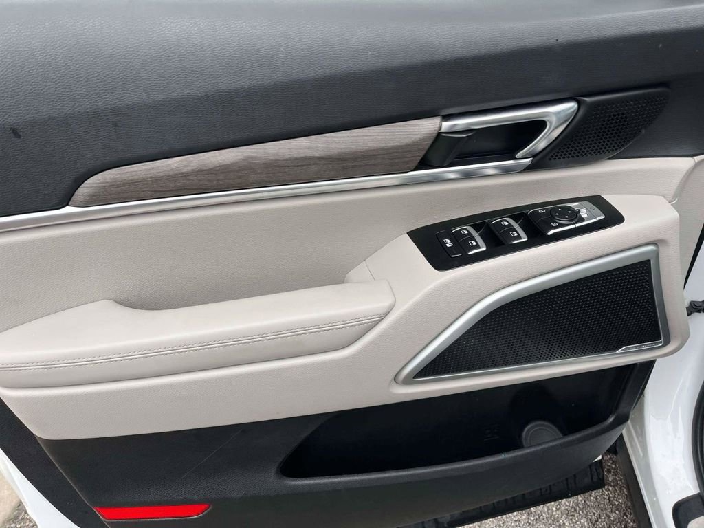 Used 2021 Kia Telluride EX w/ EX Premium Package image 13