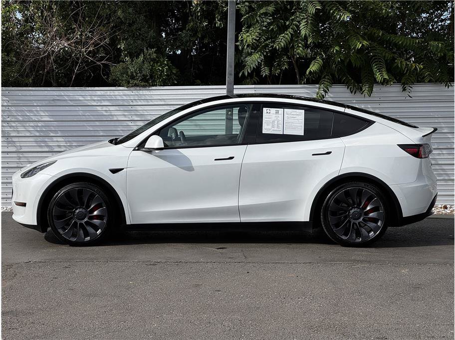 Used 2021 Tesla Model Y Performance AWD/4WD image 9