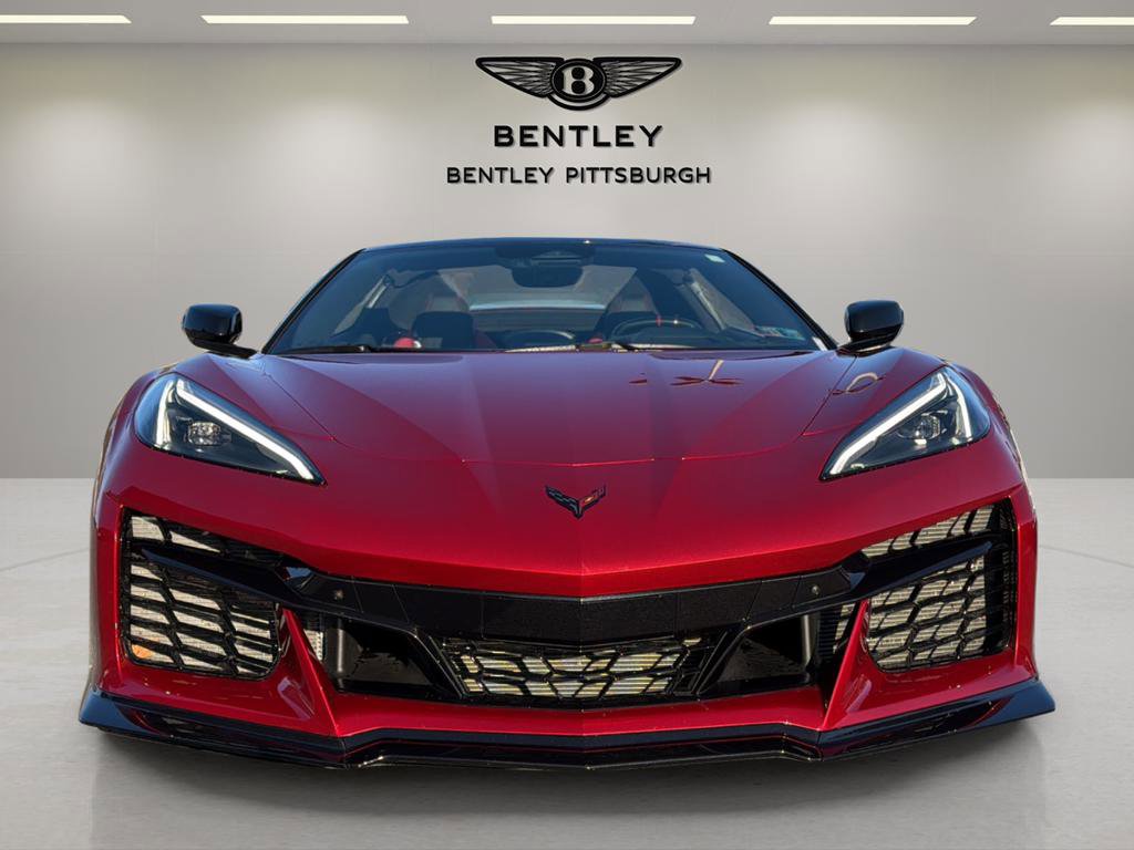 Used 2024 Chevrolet Corvette Z06 w/ Stealth Interior Trim Package video 2