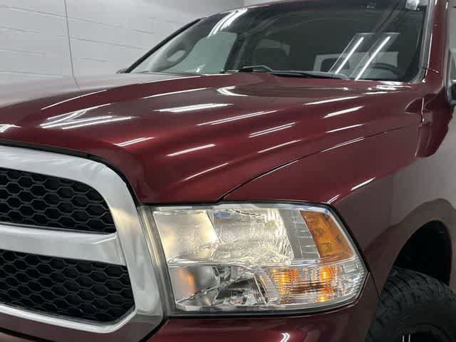 Used 2020 RAM 1500 Classic SLT AWD/4WD image 31