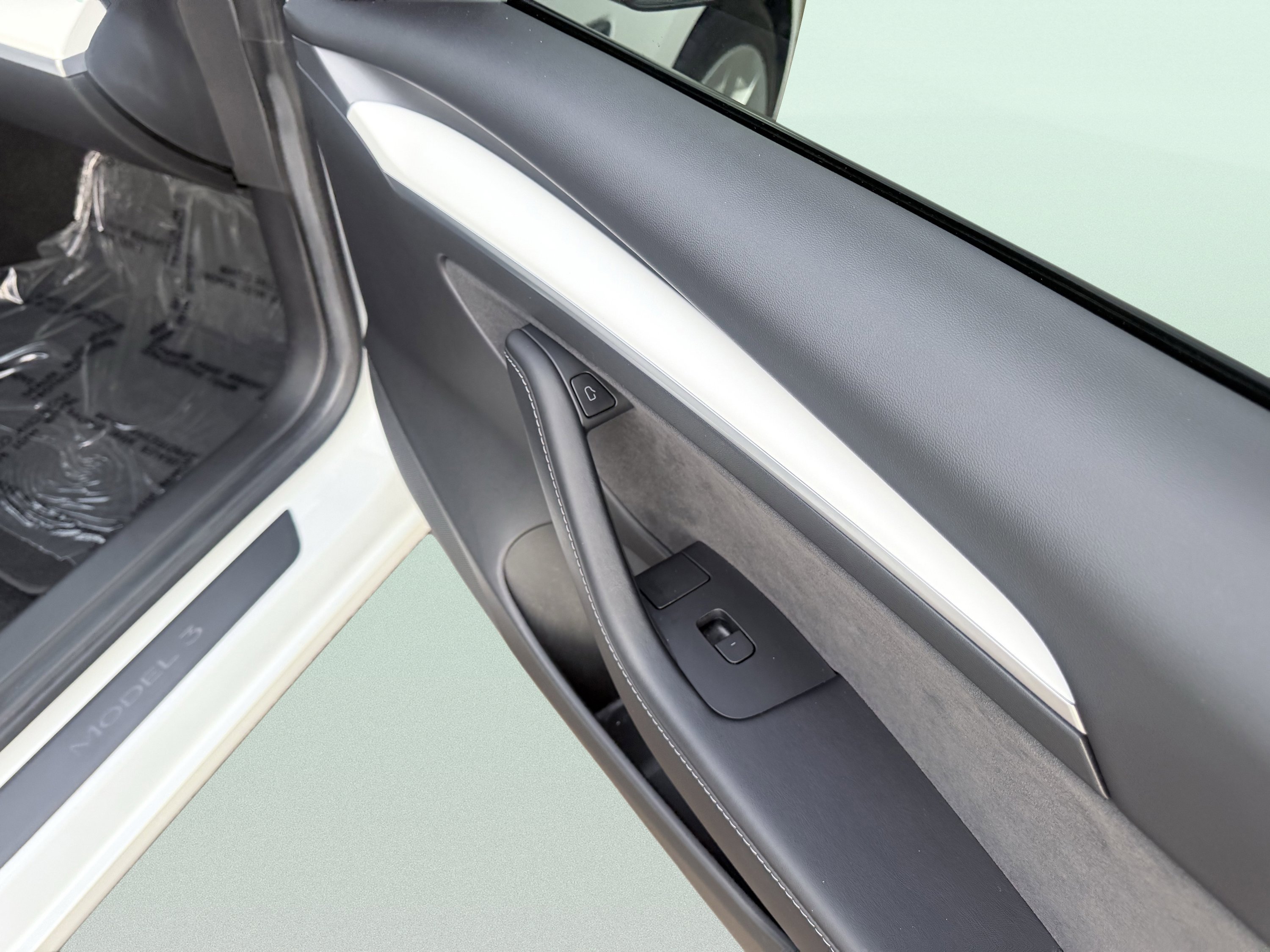 Used 2021 Tesla Model 3 Standard Range Plus image 50