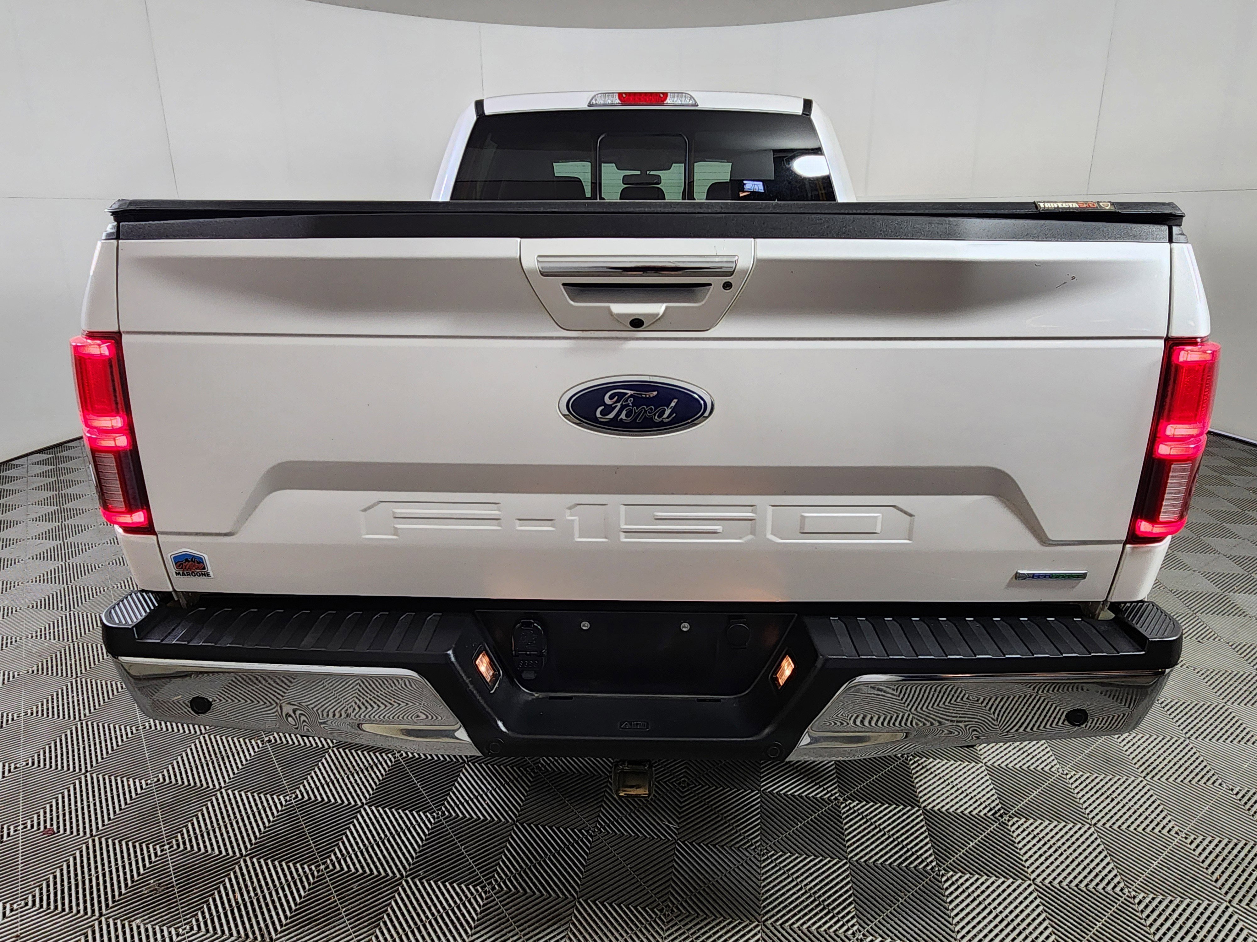 Used 2019 Ford F150 Lariat w/ Equipment Group 502A Luxury AWD/4WD image 6