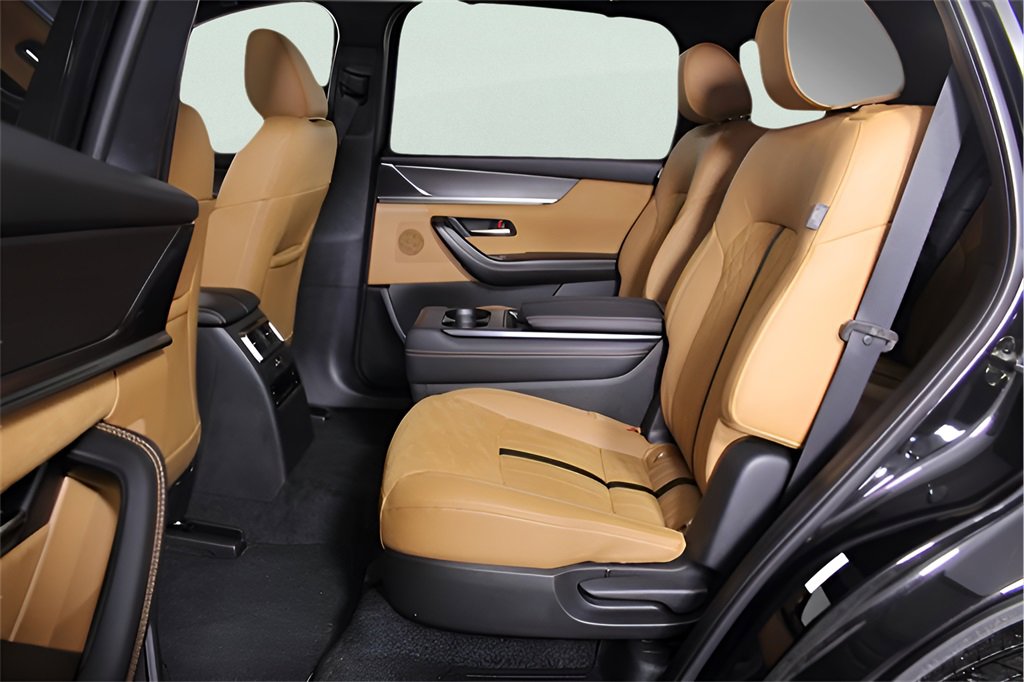 Used 2024 MAZDA CX-90 3.3 Turbo S w/ Premium Plus image 15