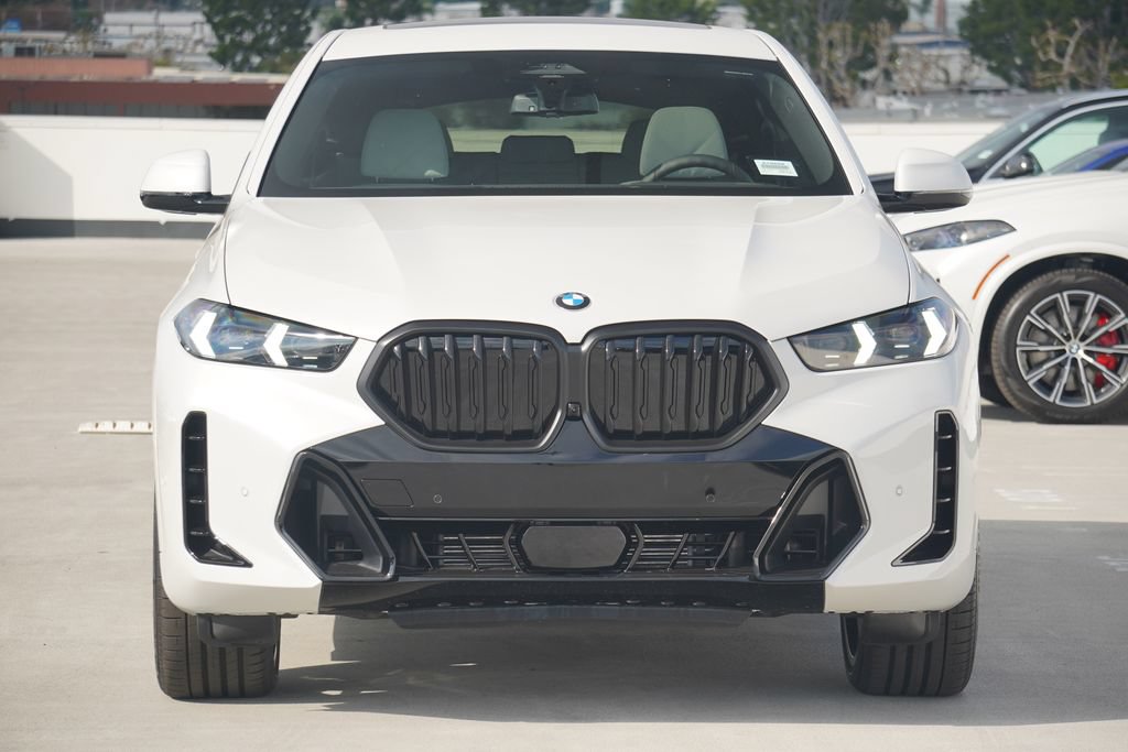 Used 2026 BMW X6 xDrive40i w/ Climate Comfort Package AWD/4WD image 2