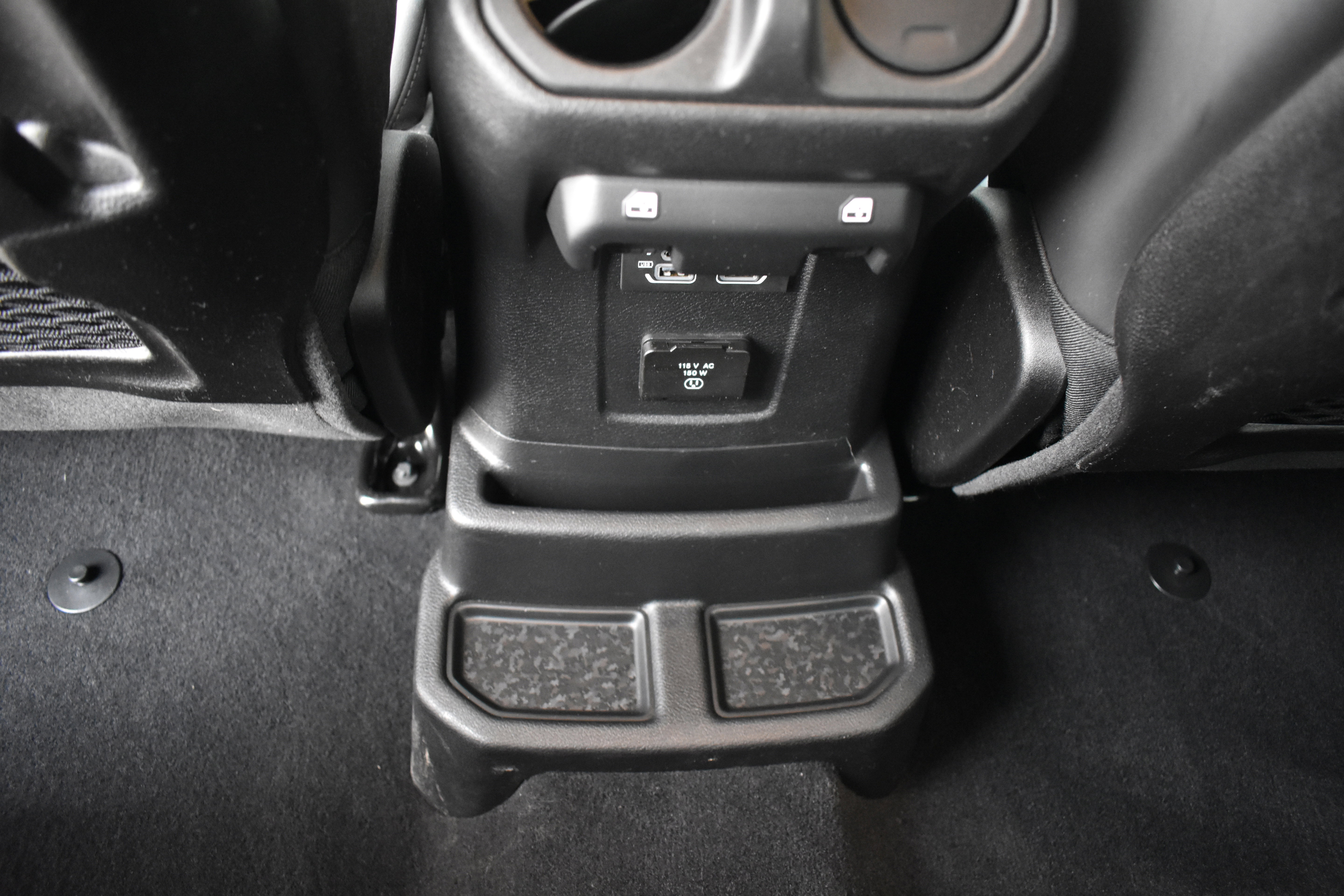 Used 2025 Jeep Wrangler Unlimited Rubicon w/ Safety Group image 30