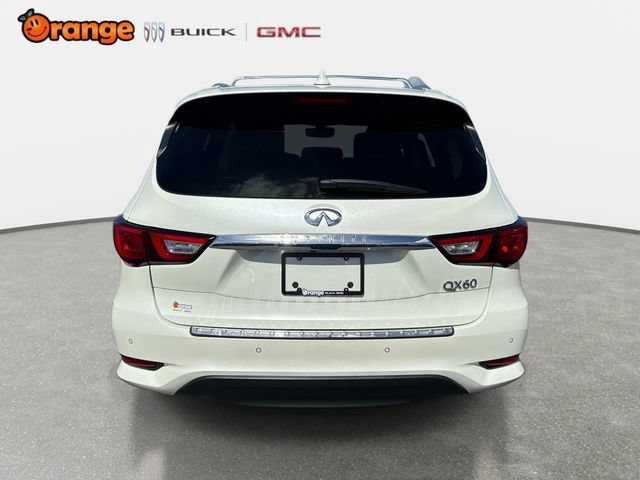 Used 2017 INFINITI QX60 FWD w/ Deluxe Technology Package image 4