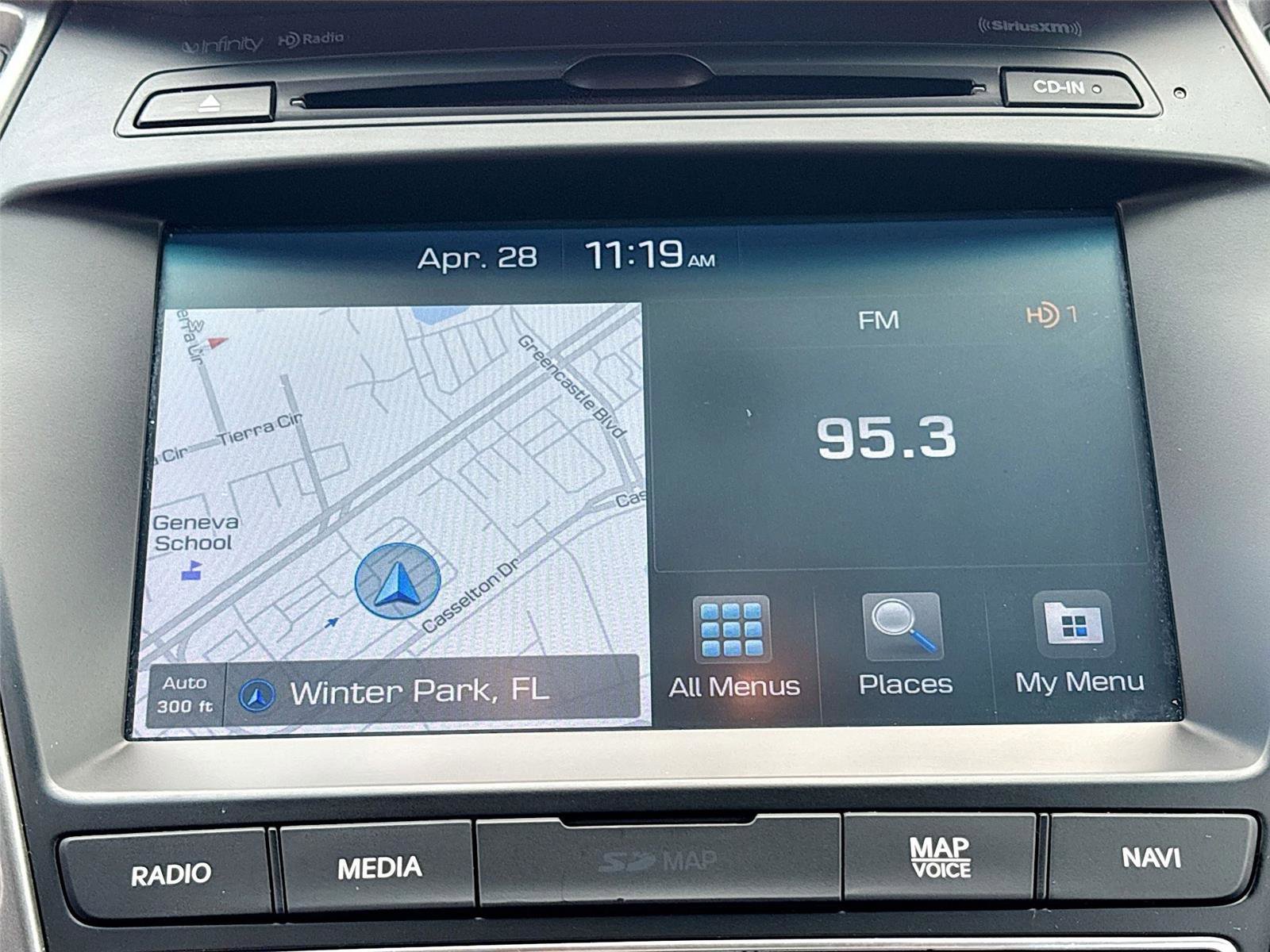 Used 2018 Hyundai Santa Fe Sport FWD image 15