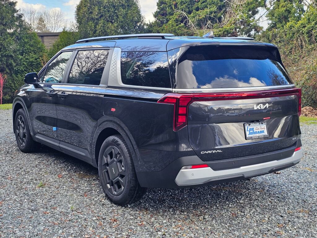 New 2026 Kia Carnival EX image 7