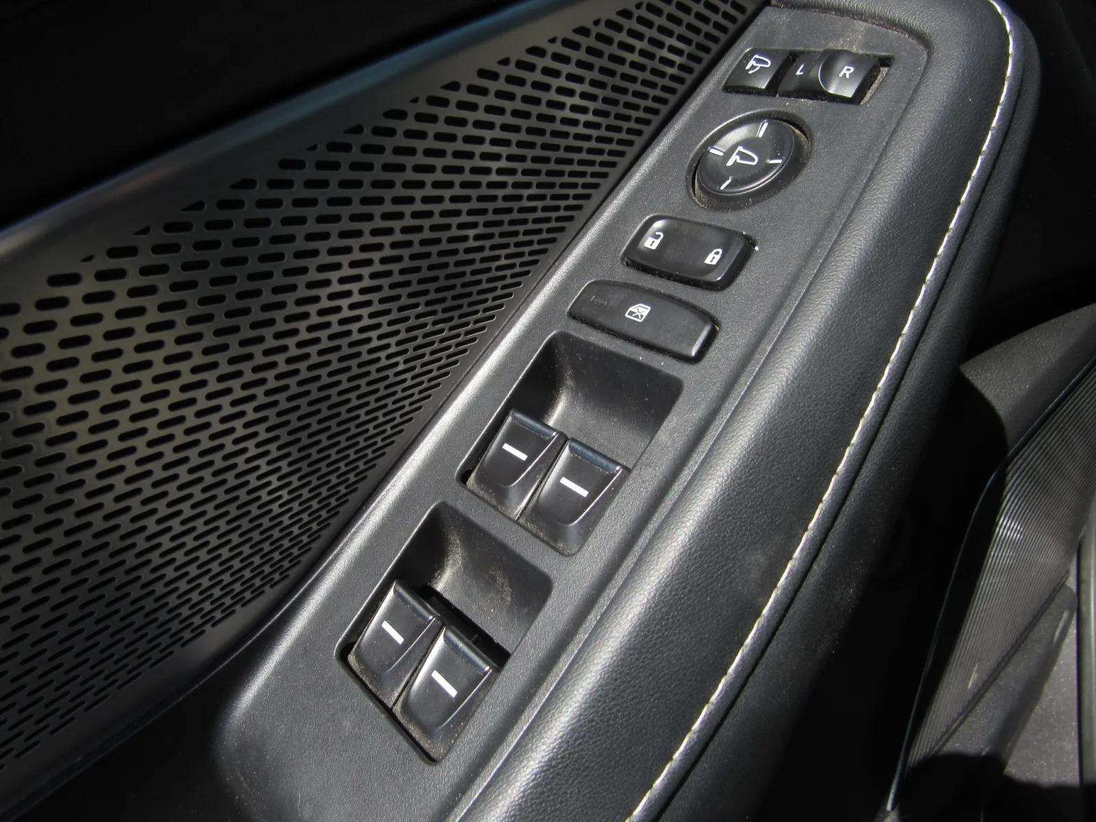 Certified 2022 Acura MDX w/ Technology Package FWD image 24