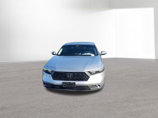 Used 2024 Honda Accord EX image 3