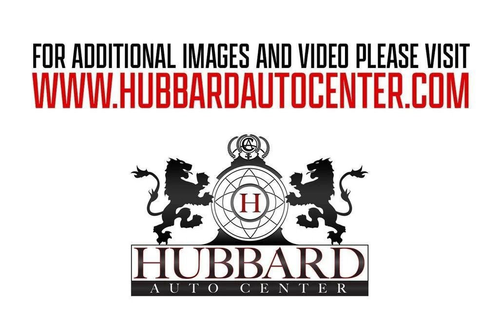 Used 2017 Audi R8 V10 w/ Carbon Exterior Package image 2