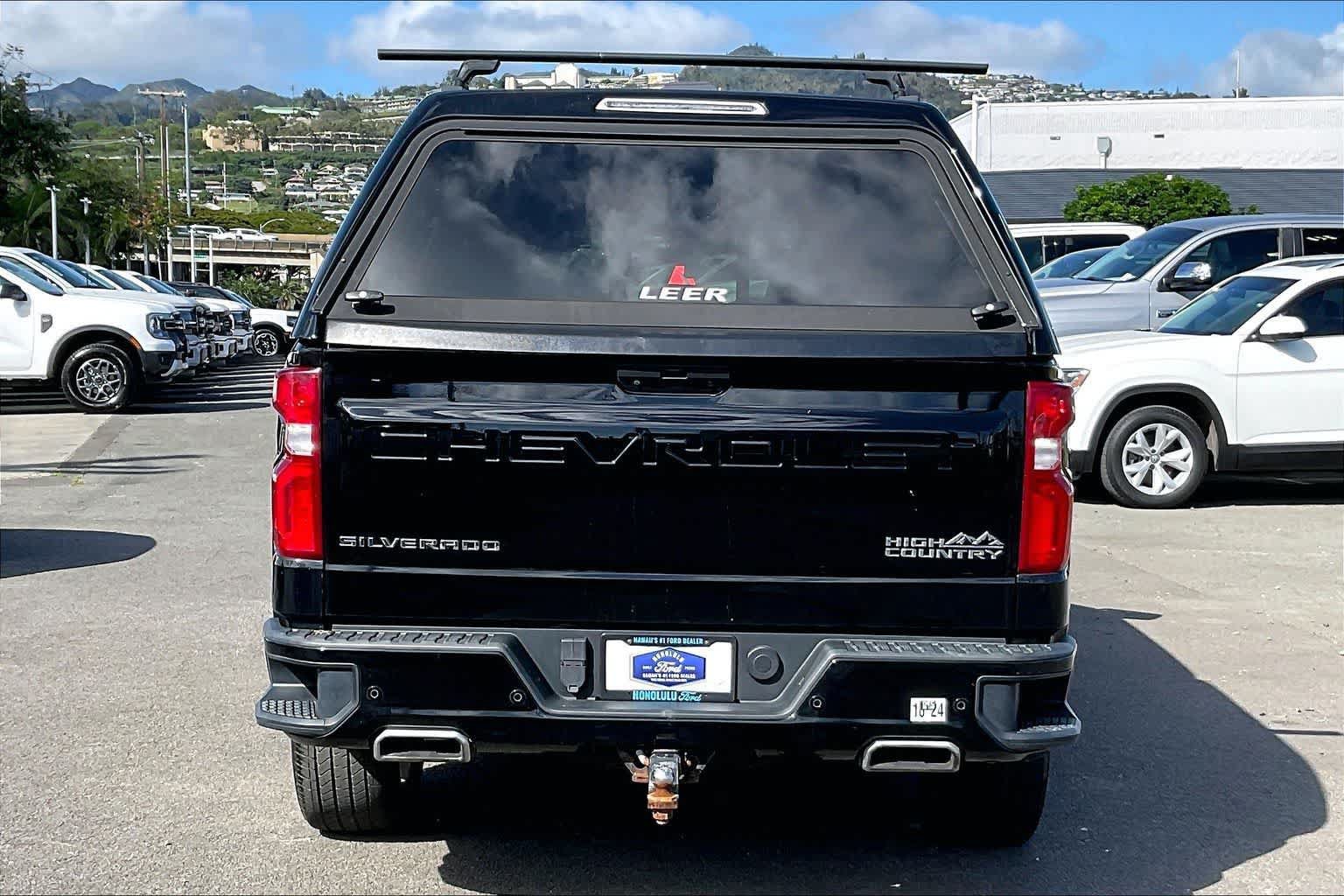 Used 2020 Chevrolet Silverado 1500 High Country w/ Technology Package AWD/4WD image 5