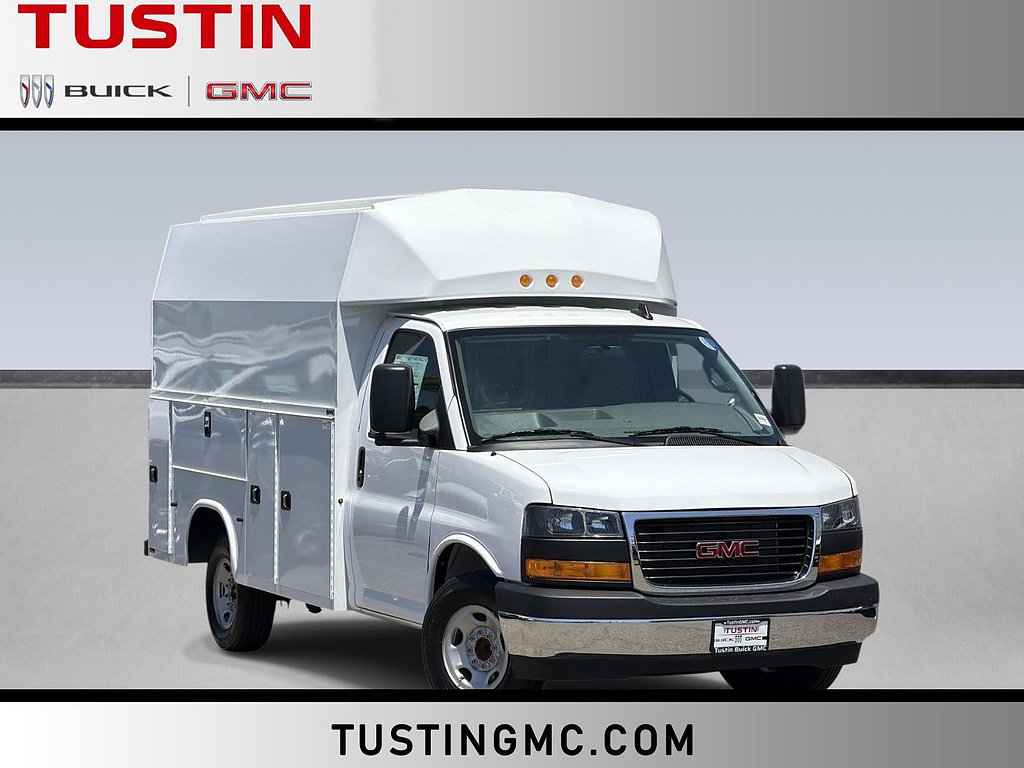 New 2025 GMC Savana 3500 w/ Power Convenience Package RWD image 1