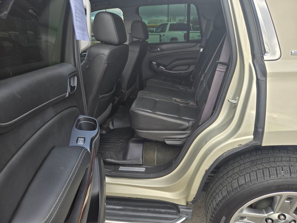 Used 2017 GMC Yukon SLT image 8