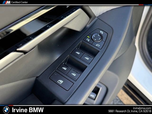 Used 2025 BMW 530i w/ M Sport Package image 19