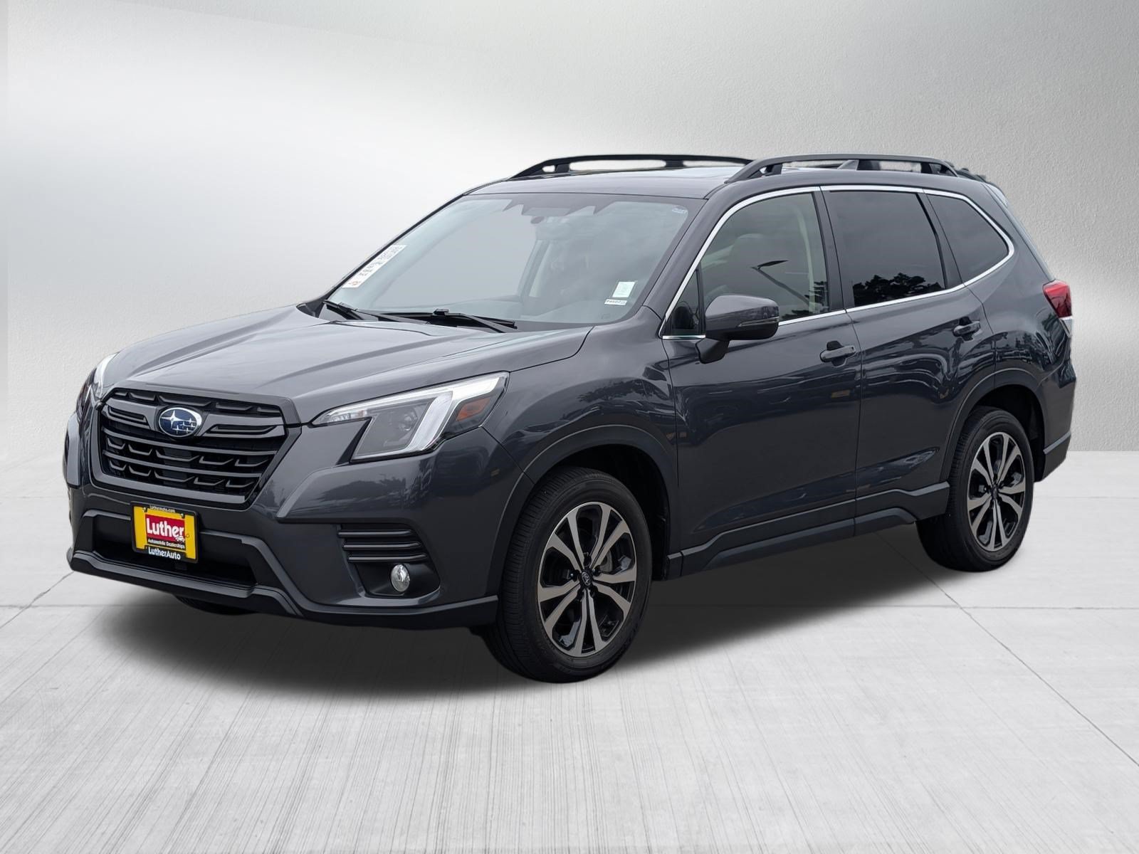 Used 2023 Subaru Forester Limited AWD/4WD image 3