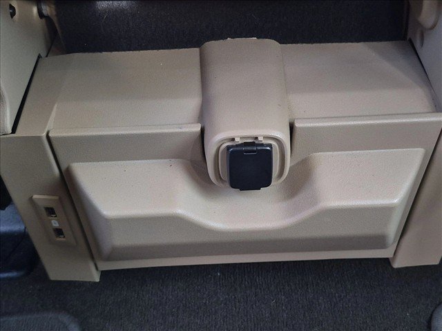 Used 2018 Ford F150 Lariat RWD image 15